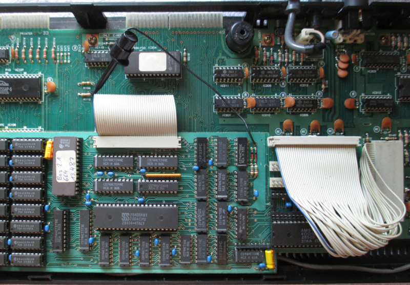 File:Vortex ram mounted in cpc664.png