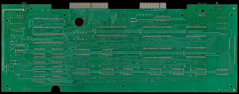 File:Amstrad CPC464 Z70200 MC0003A PCB Bottom.jpg