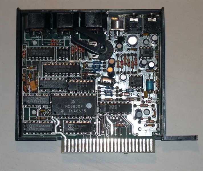 File:Music machine inside 1.jpg