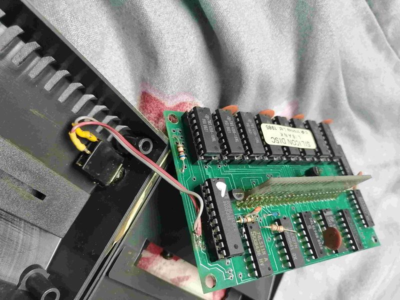 File:OpenedSiliconb.jpg