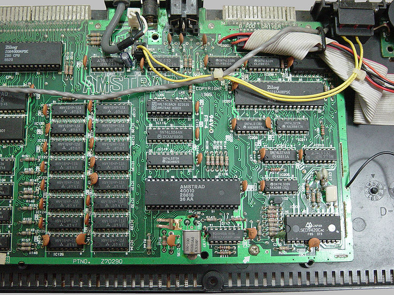 File:Robcfg 6128 PCB Top-Right.jpg