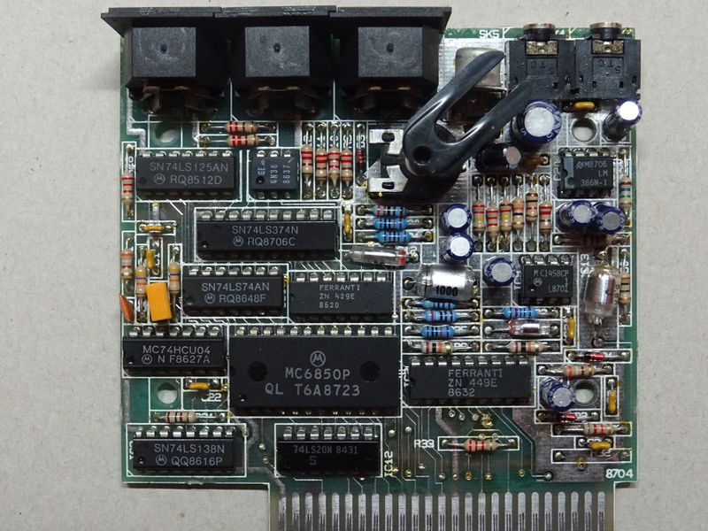File:Music Machine - PCB Componentes.jpg