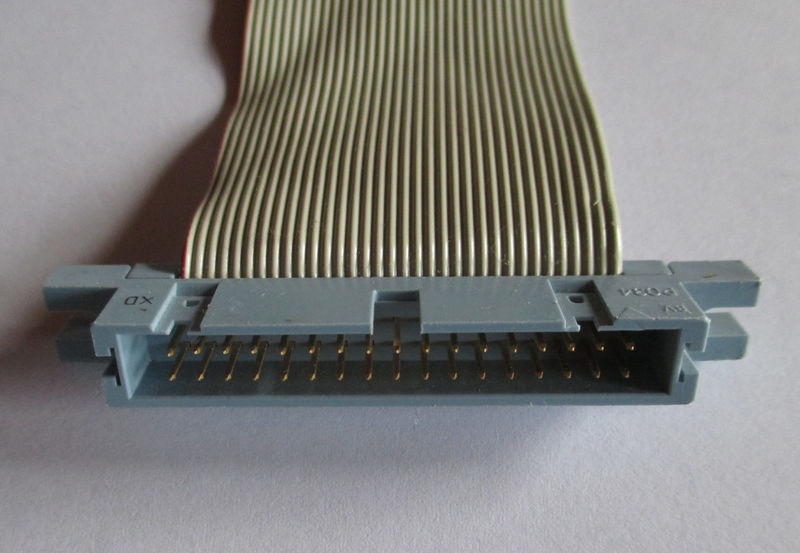 File:Vortex 3rd drive adapter plug cable.jpg