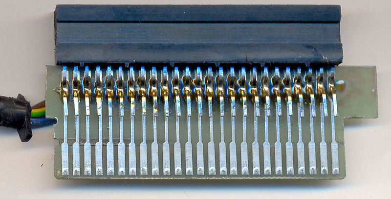 File:Slomo Connector PCB Bottom.jpg